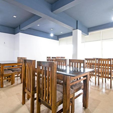 Collection O Aramam Executive Inn Kochi Exterior photo